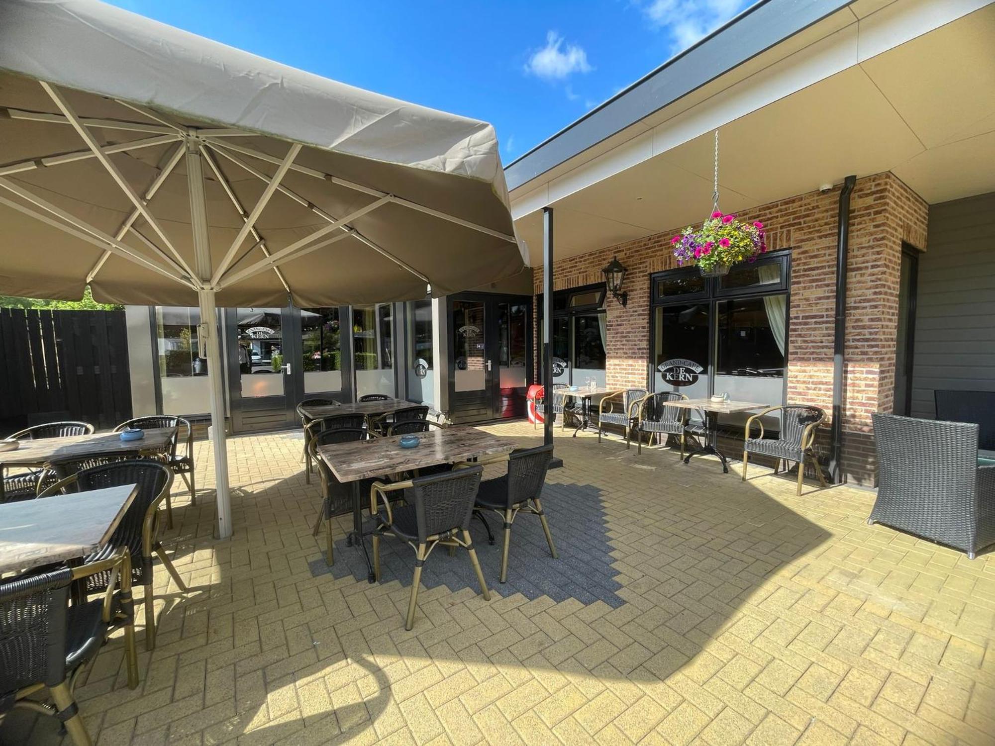 Veluwe Vakanties Chalets With Private Barrel Sauna - With Pool Bar And Restaurant Facilities In The Veluwe National Park بوتِنْ المظهر الخارجي الصورة